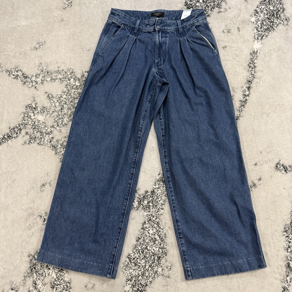Banana Republic High Rise Wide Leg Jeans Womens Size 29 Petite Pleated Denim